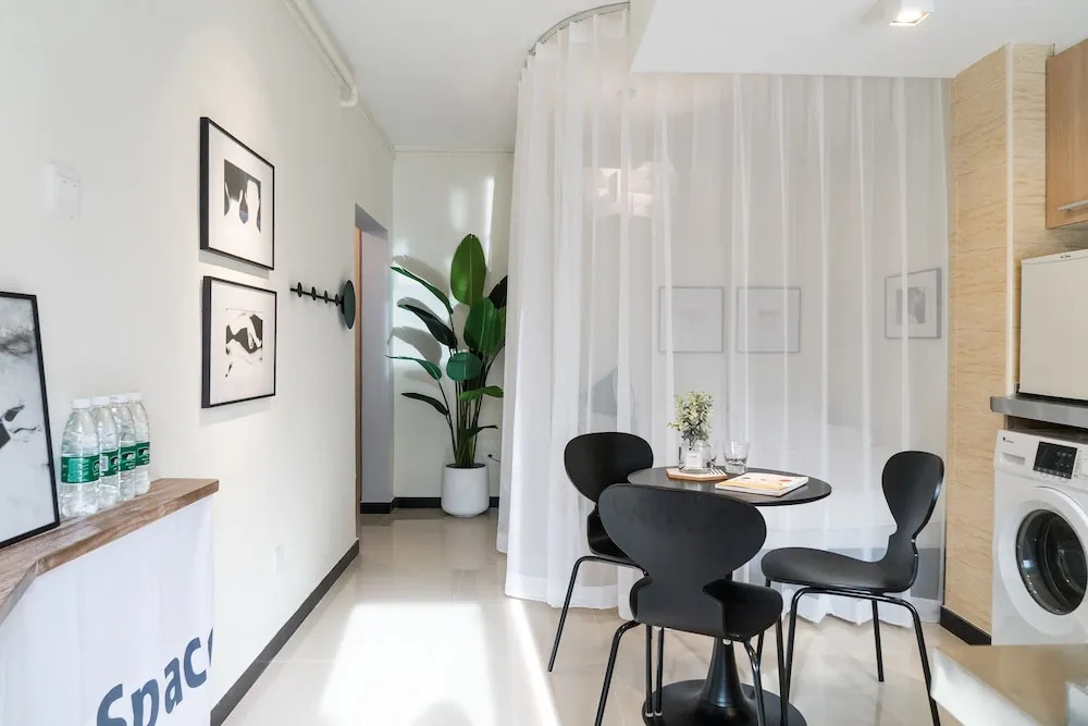 Cactus space -Sanlitun North Street Apt