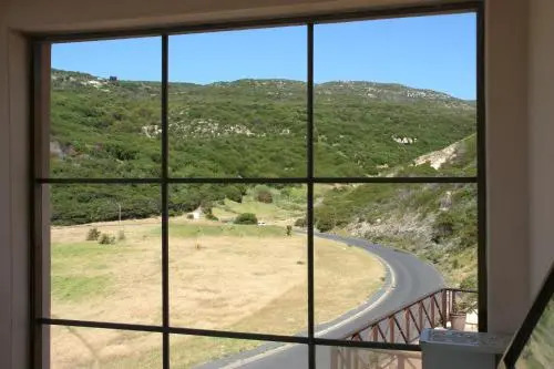 15 On Penguin Guest House