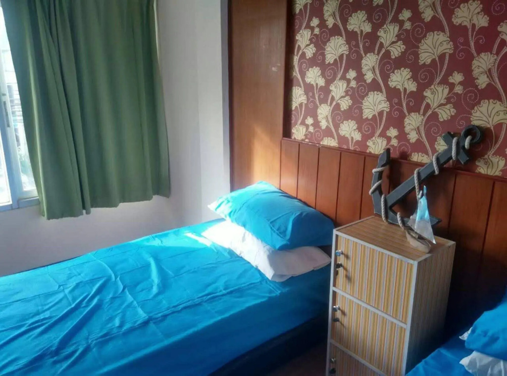 Phuket IYH Express Hostel