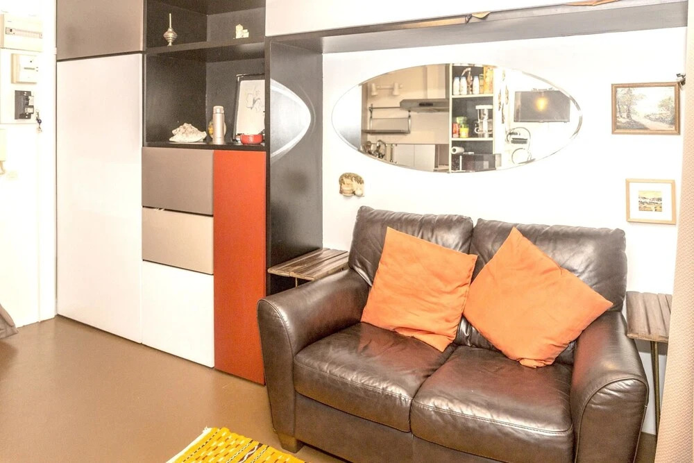 Studio in Paris, With Wonderful City View and Wifi