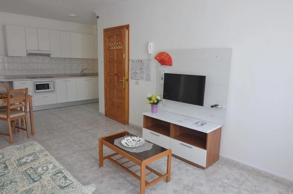 Apartment With 2 Bedrooms in Arinaga, With Wonderful City View and Wifi