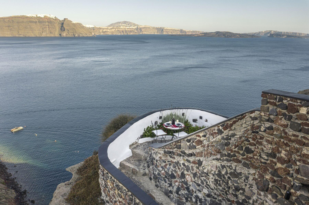 Pearl of Caldera Oia - Boutique Hotel by Pearl Hotel Collection