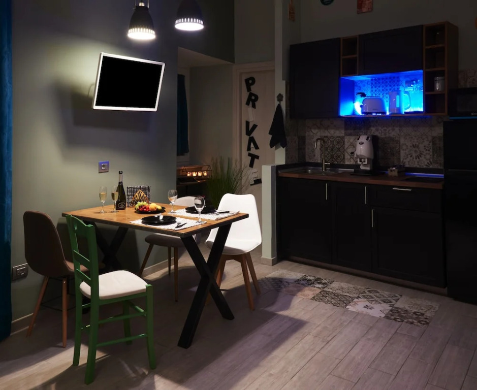 Megaride Apartment