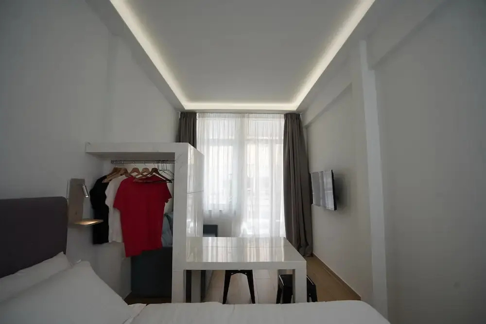 TiP - ToP Suites