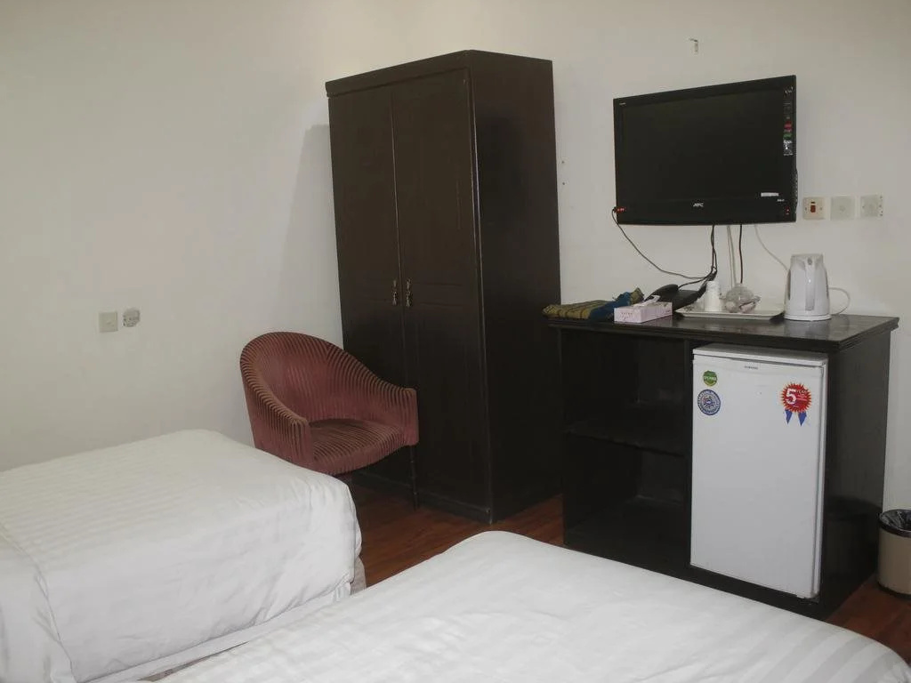 Alkhazrajiah Hotel