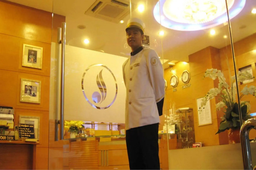 Ho Sen - Lotus Lake Hotel