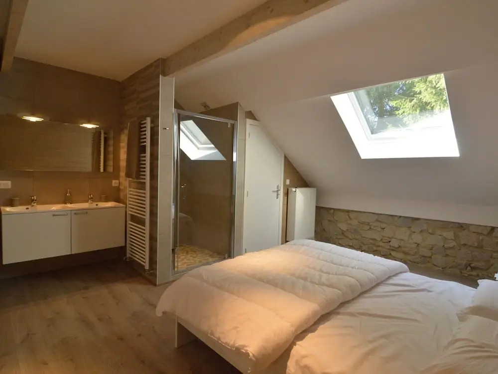 Large Holiday Home in Waimes With a Garden