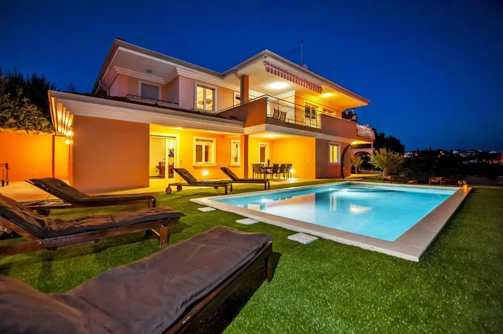 Villa SKY