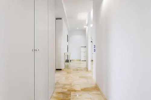 Regina Giovanna Flat