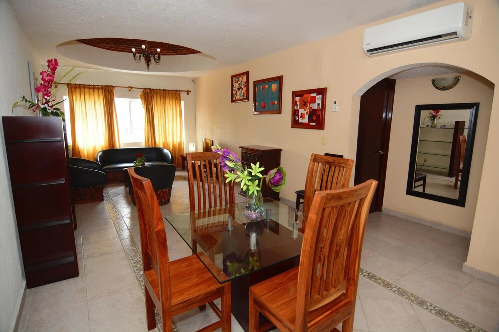 Superior Apt Rinc Del Sol 2 BR 2 BathR