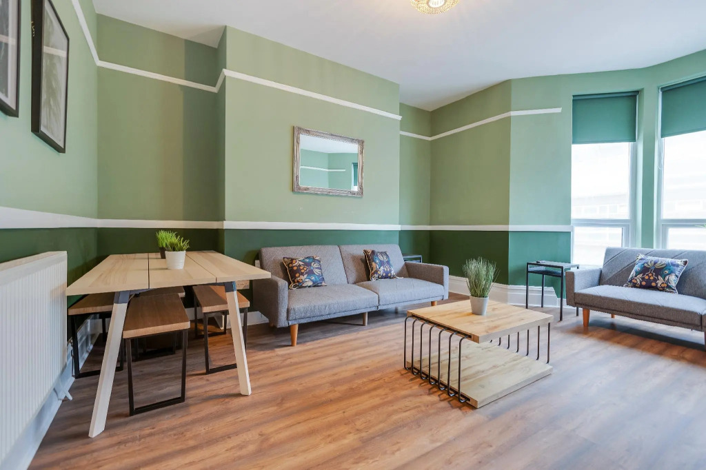 Queen Street Apartments by Sasco