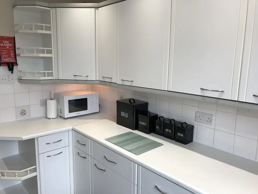 Chessels Court Apartment