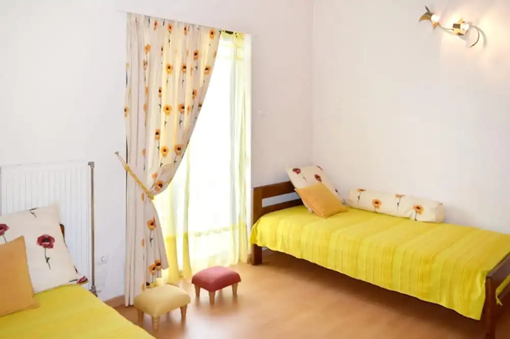 Villa With 4 Bedrooms in Karistos, With Wonderful sea View, Enclosed Garden and Wifi - 10 m From the