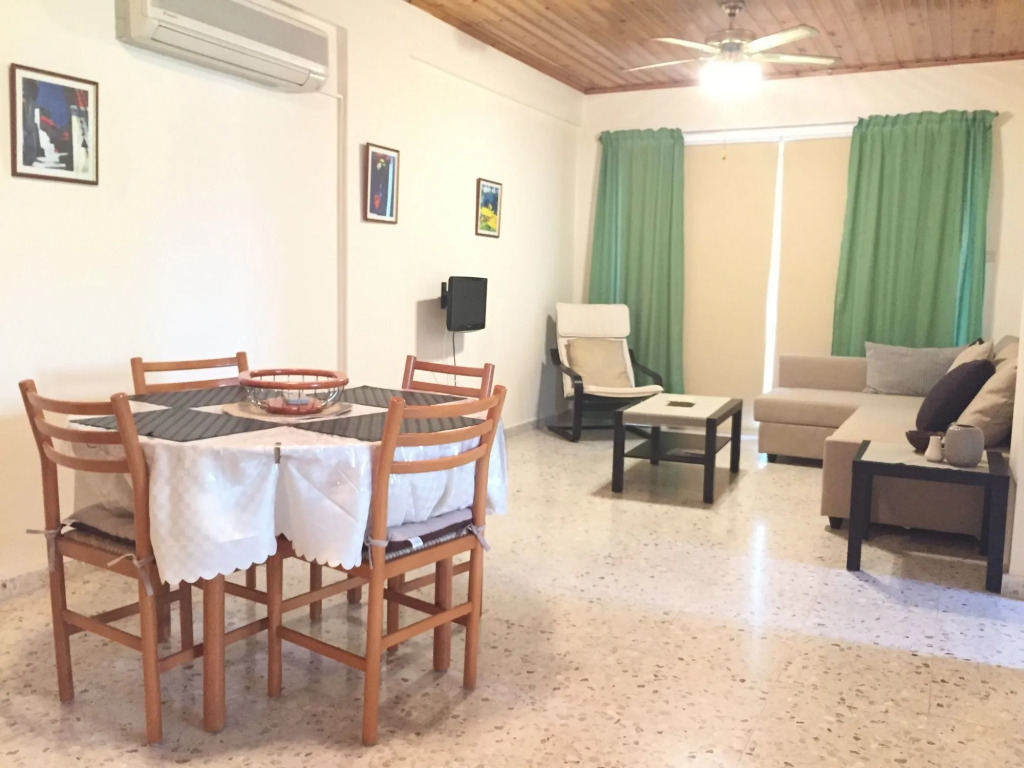 Himonas Apartments
