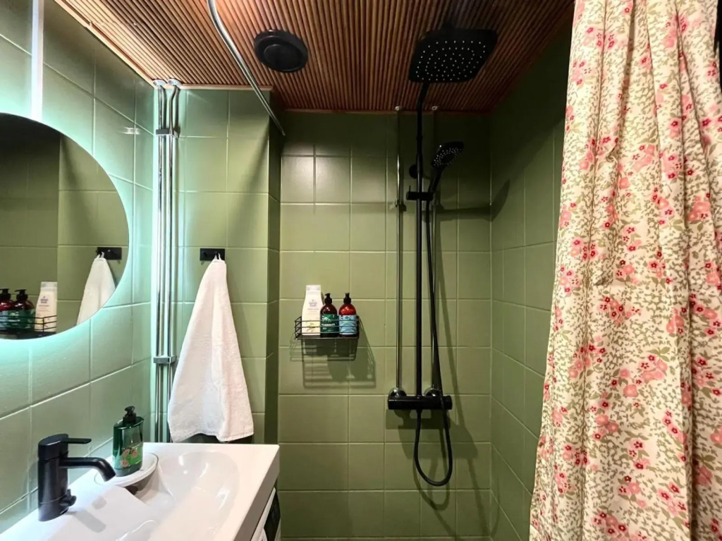 Northern Lights Center Apartment 2