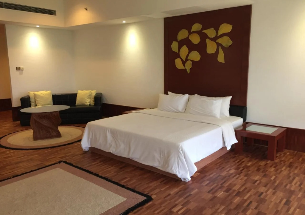 Austin Heights Golf and Hotel Resort