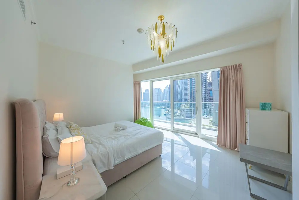 Tanin - Luxury Waterfront Apt with Stunning Marina Views