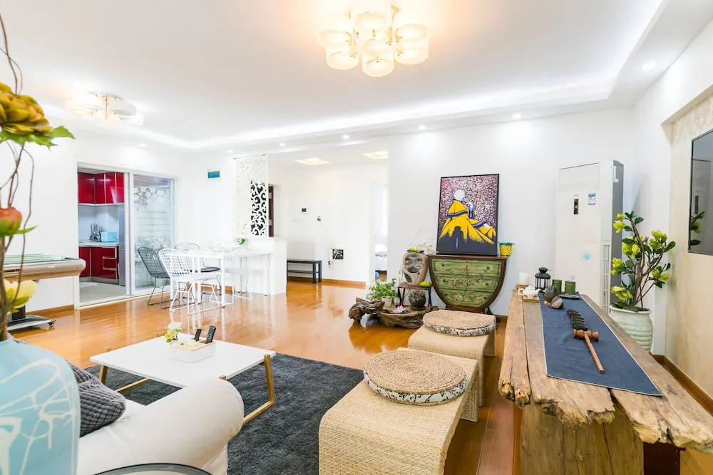 Lazy Apartment - Joy City