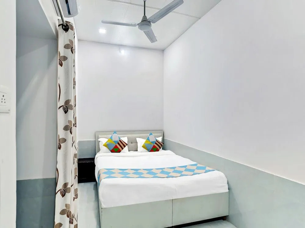 OYO 13507 Home Heritage Stay Near City Palace