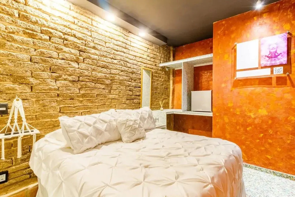 Mintaka Hotel Eco Plastico