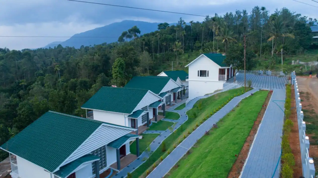 Rainwood Aurum Resort