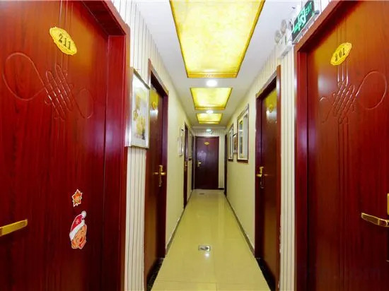 Jinshun Theme Hotel (Xi'an Bell Tower Huomashi Branch)