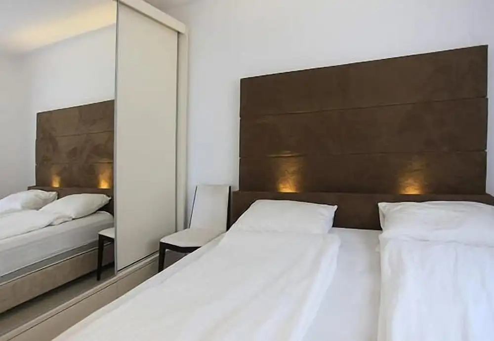 TLVSublet Hayarkon