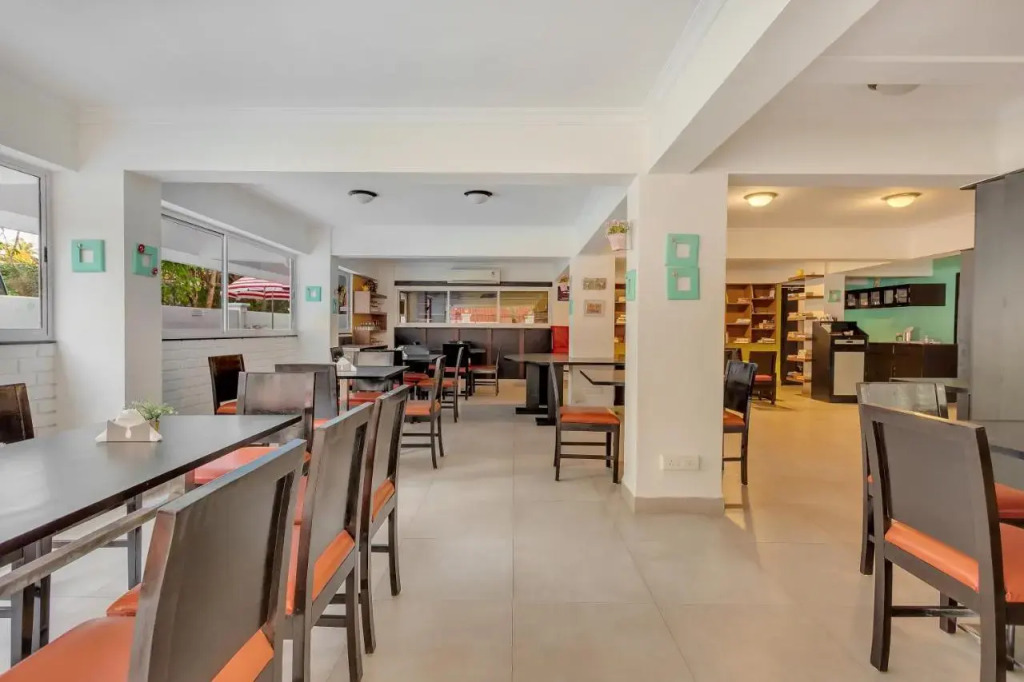 OYO 2119 Hotel Arotel Rooms@Suites