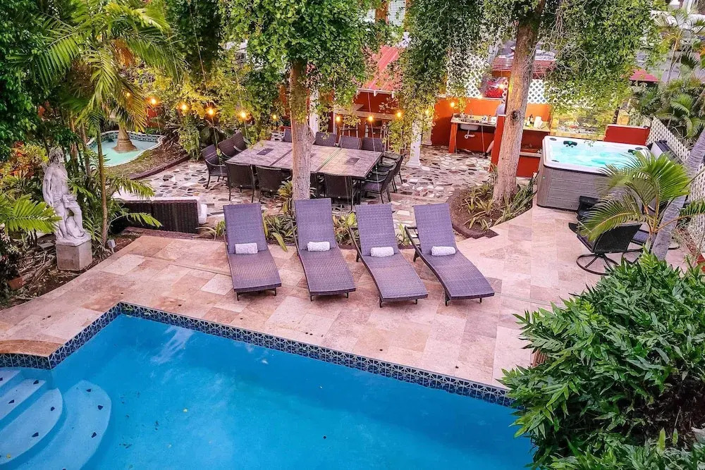 Luxurious San Juan Villa w/ Pool - Walk to Beach