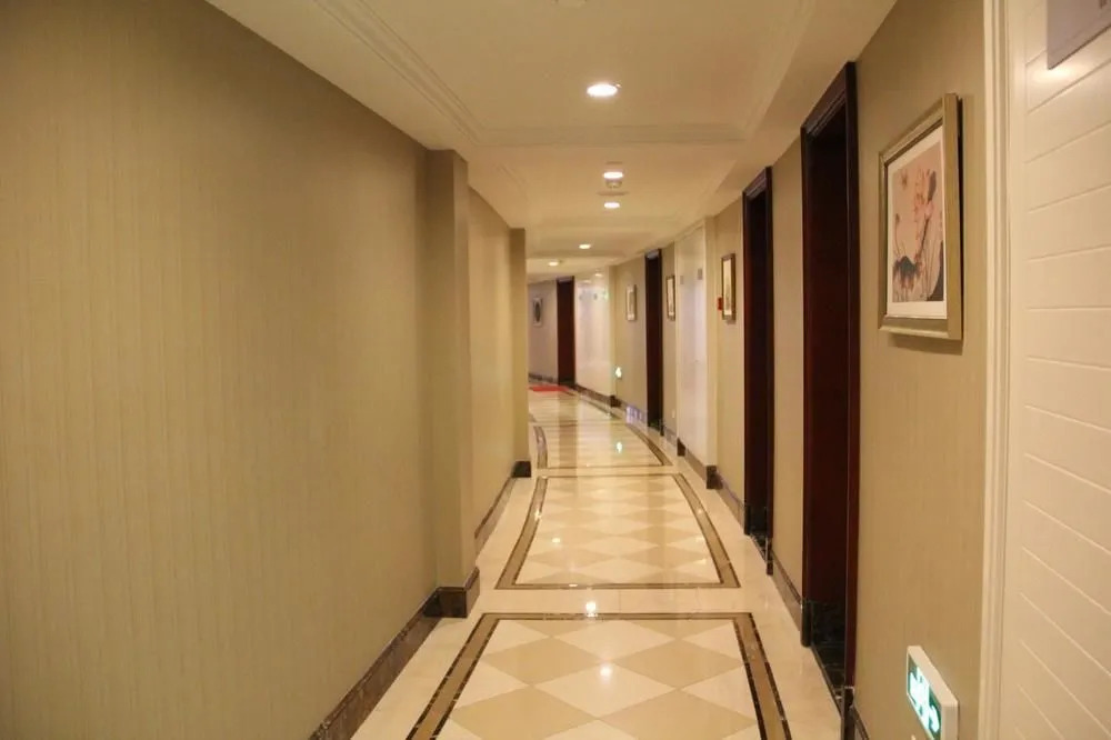 Hangzhou Lingtaoge Hotel