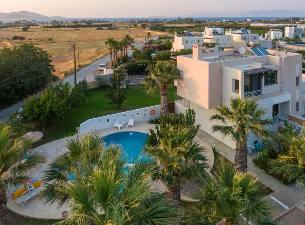 Luxury Xenos Villa 2 With 4 Bedrooms , Private Swimming Pool, Near The Sea