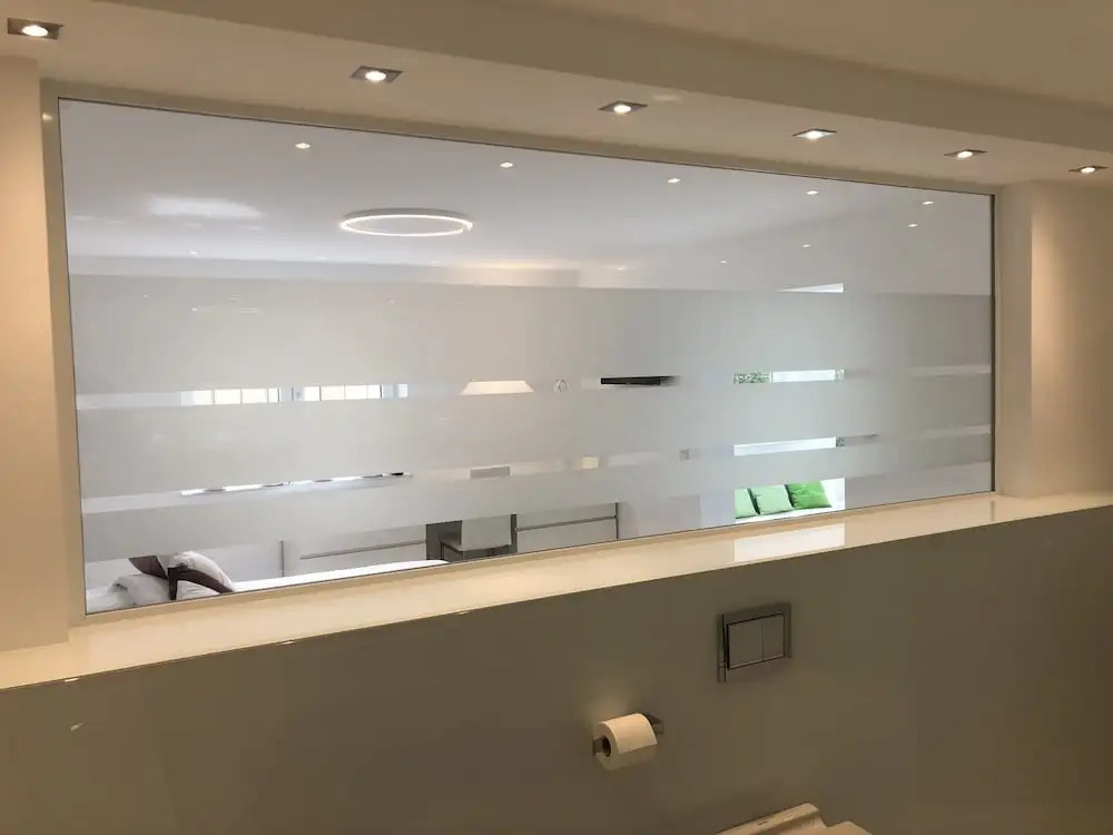 the white design apartment