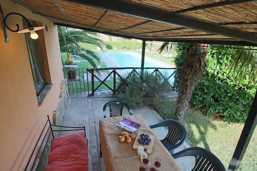 Apartment Near Lake Trasimeno With Pool