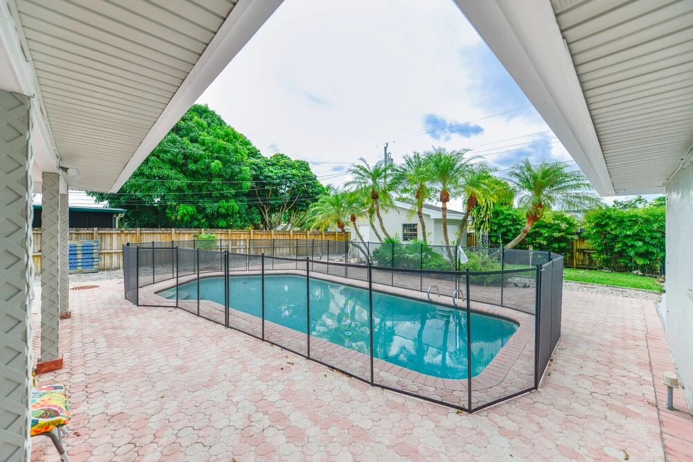 Great 3BR family house. Pool n Billiards