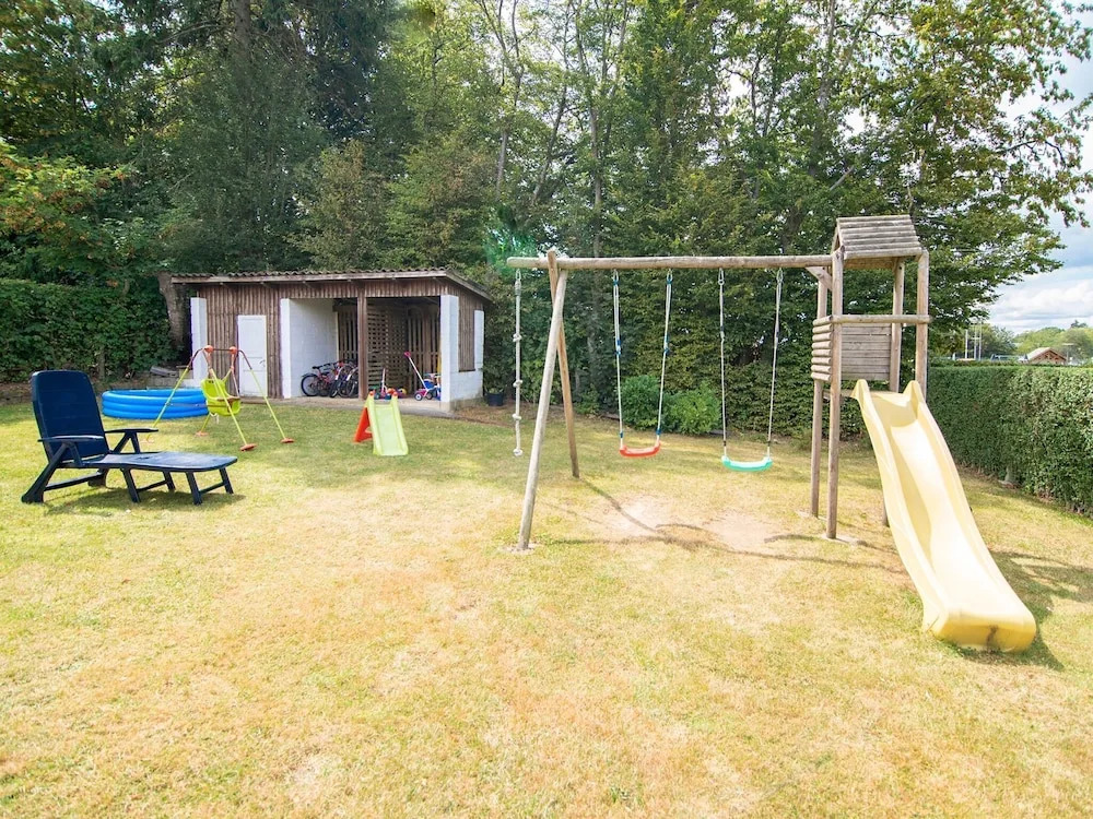 Picturesque Holiday Home in Nassogne with Garden