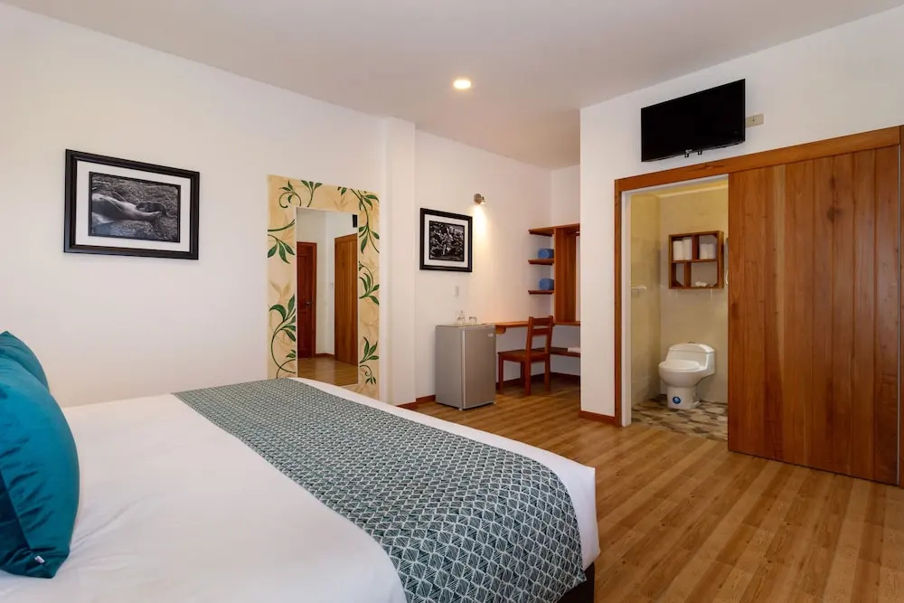 Plaza Luna Suites