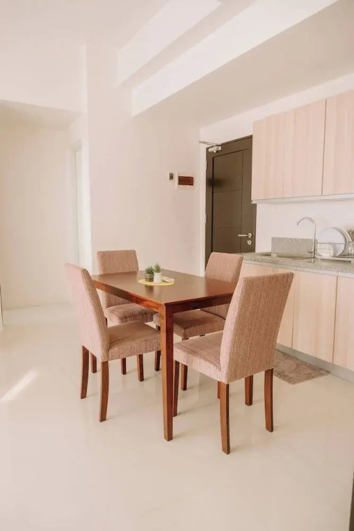 Spacious Bright Family Escape