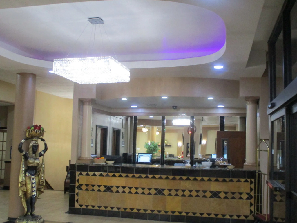 Best Host Inn Plaza Kansas City South