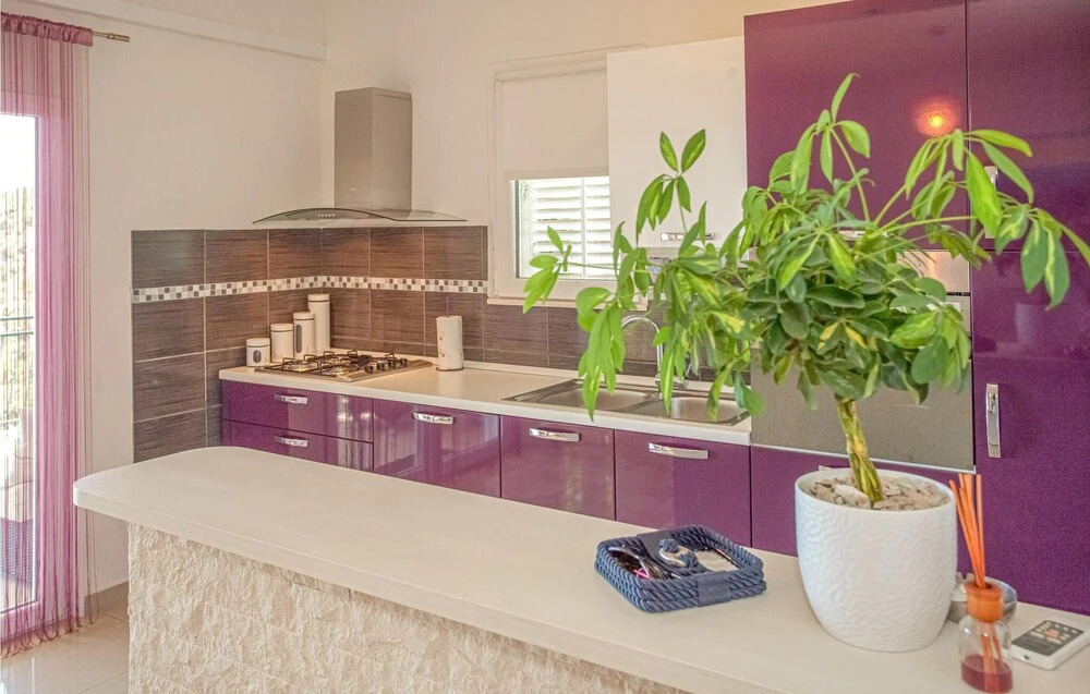 Stunning Apartment in Vinisce With Wifi and 2 Bedrooms