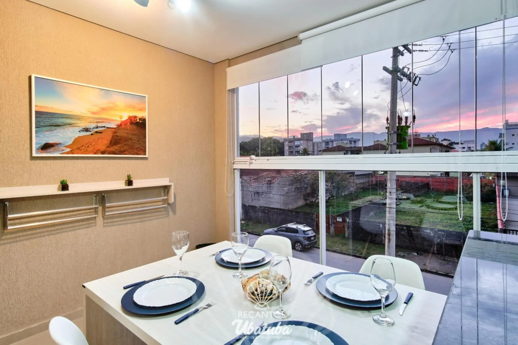 Estúdio CONFORTÁVEL, MODERNO, com Wifi e Ar Condicionado, no Itaguá em Ubatuba