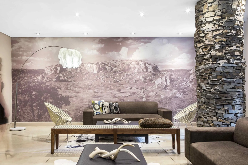 Native Suites 411