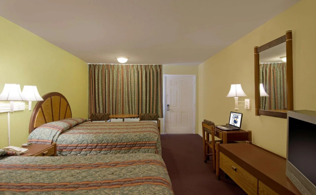 Sunrise Inn