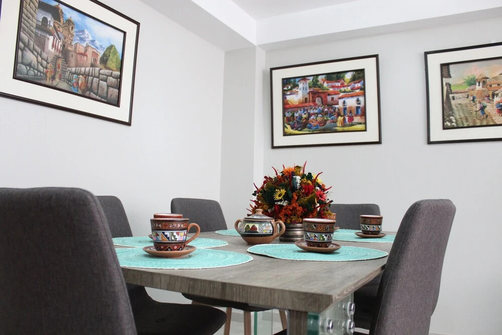 Modern 3 Bedroom Apartment