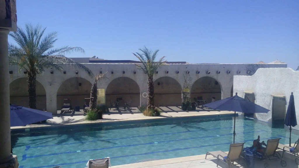 Ventanas Hotel & Residences