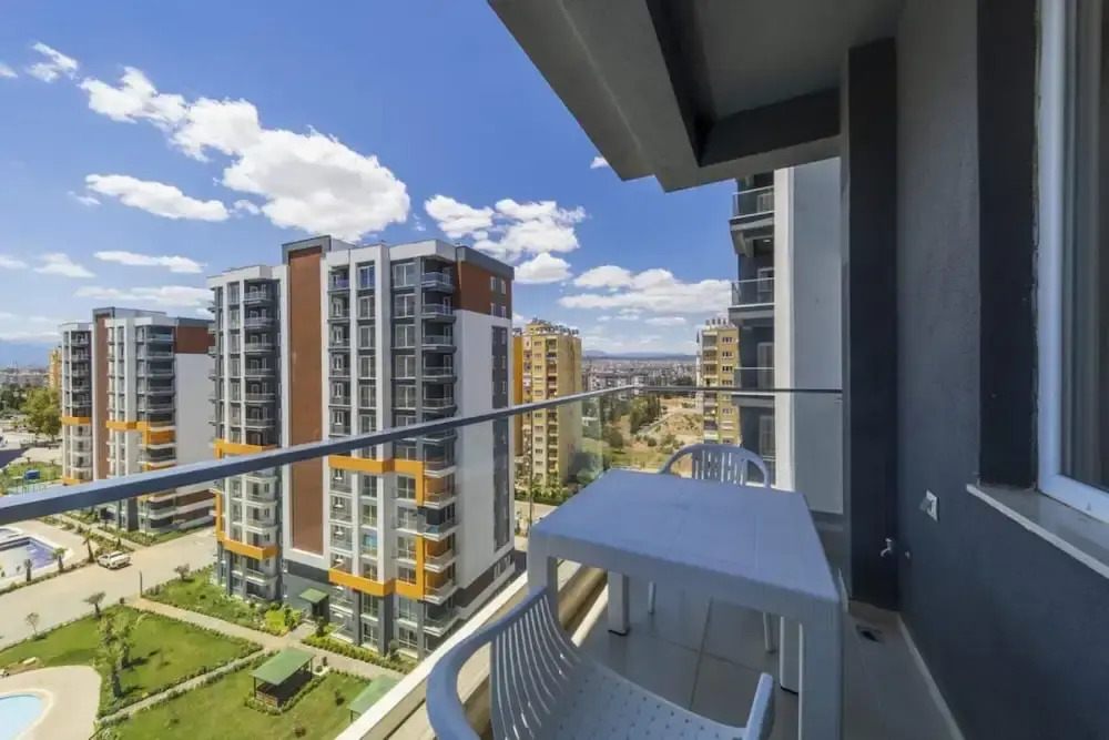Remarkable Flat With Shared Pool in Kepez