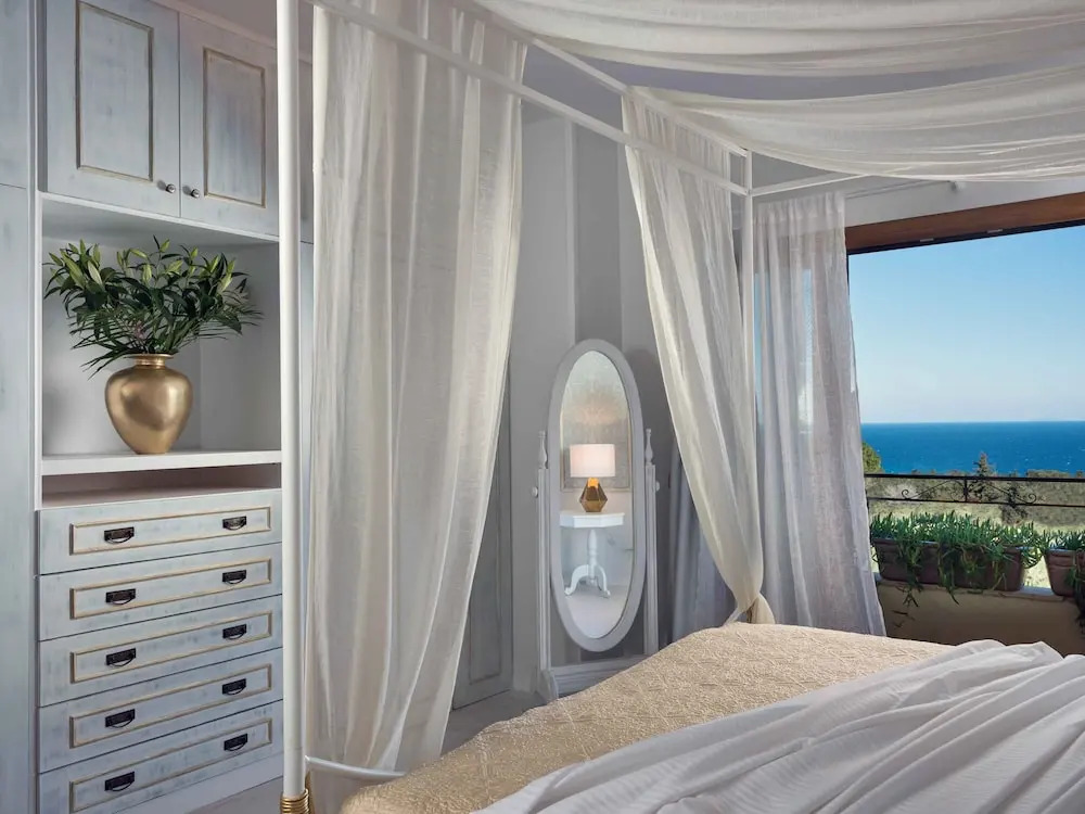 Bozonos Luxury Villa & Spa