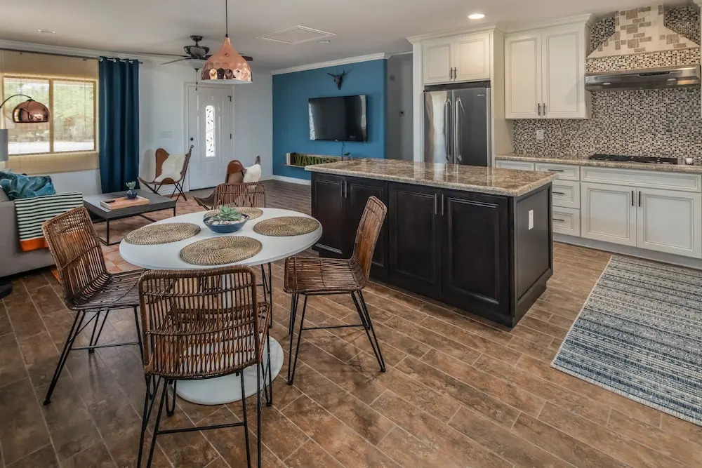 3BR Home - Private Pool - Garage by WanderJaunt