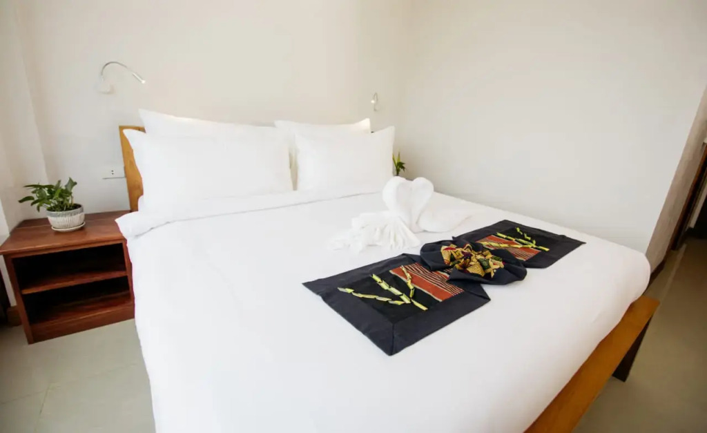 Sisombat Plaza Hotel
