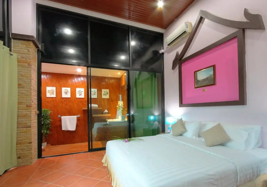 Penthouse Gallery Luxury Service Apartment