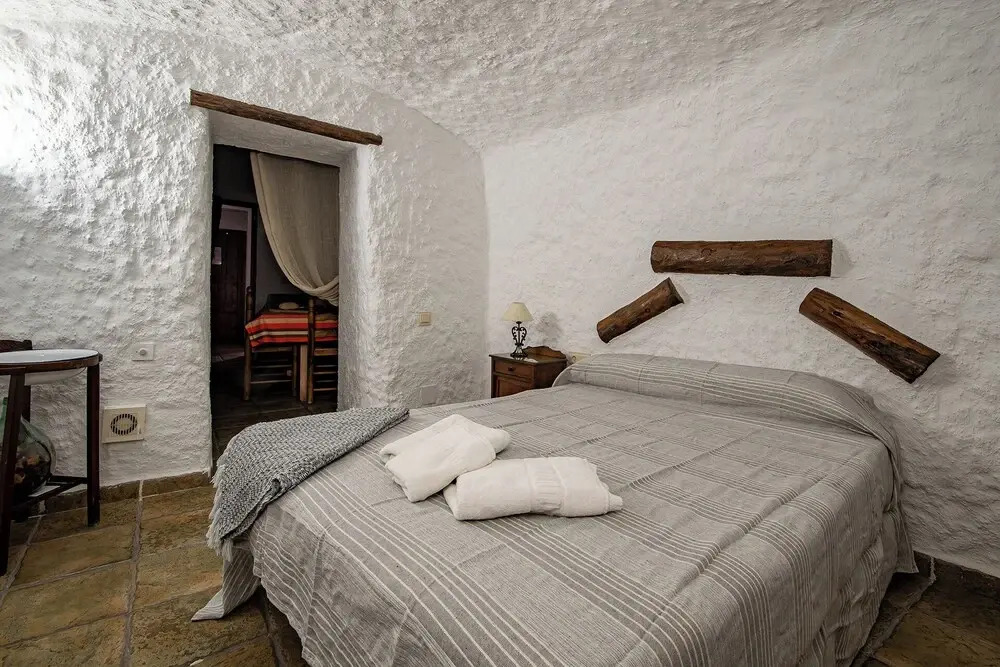 Cuevas Victoria